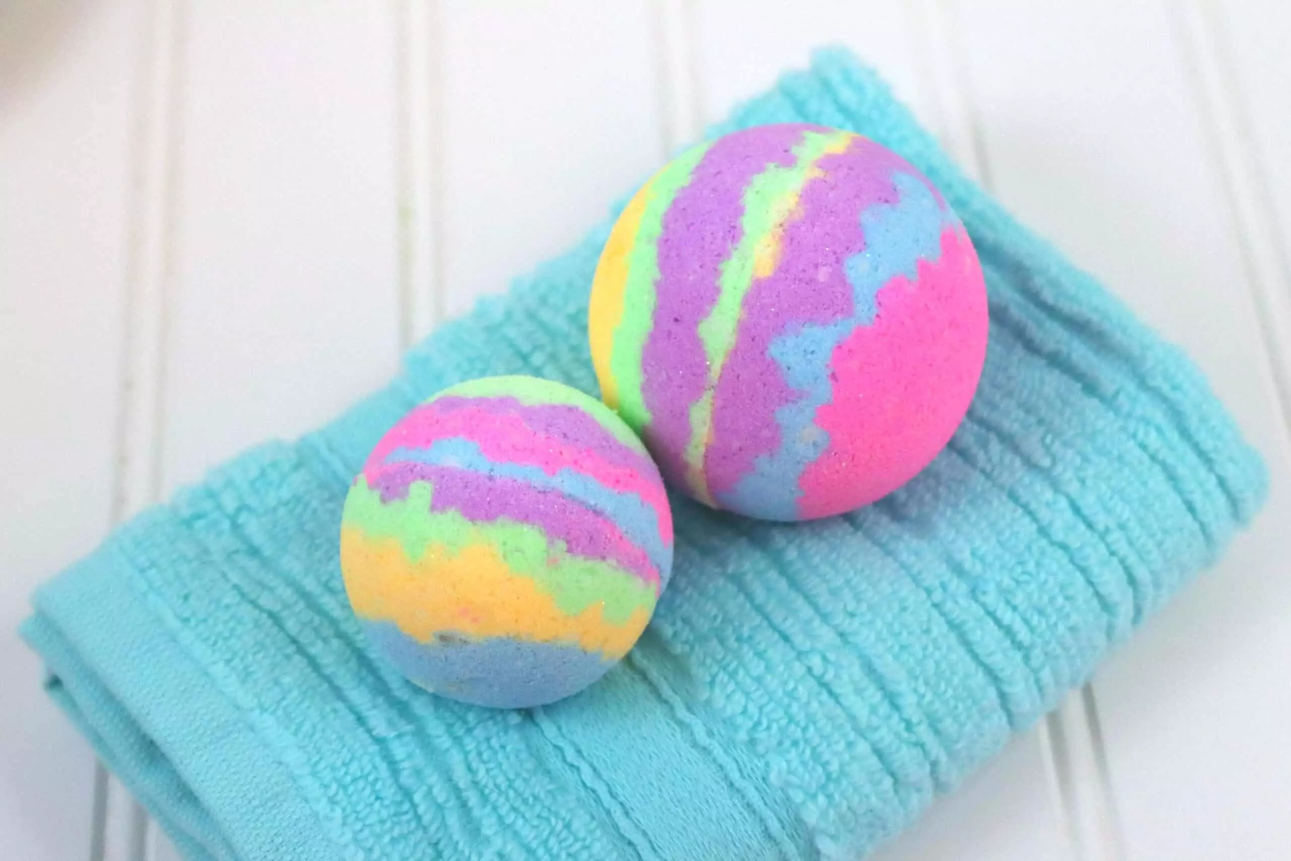 mica bath bomb recipe