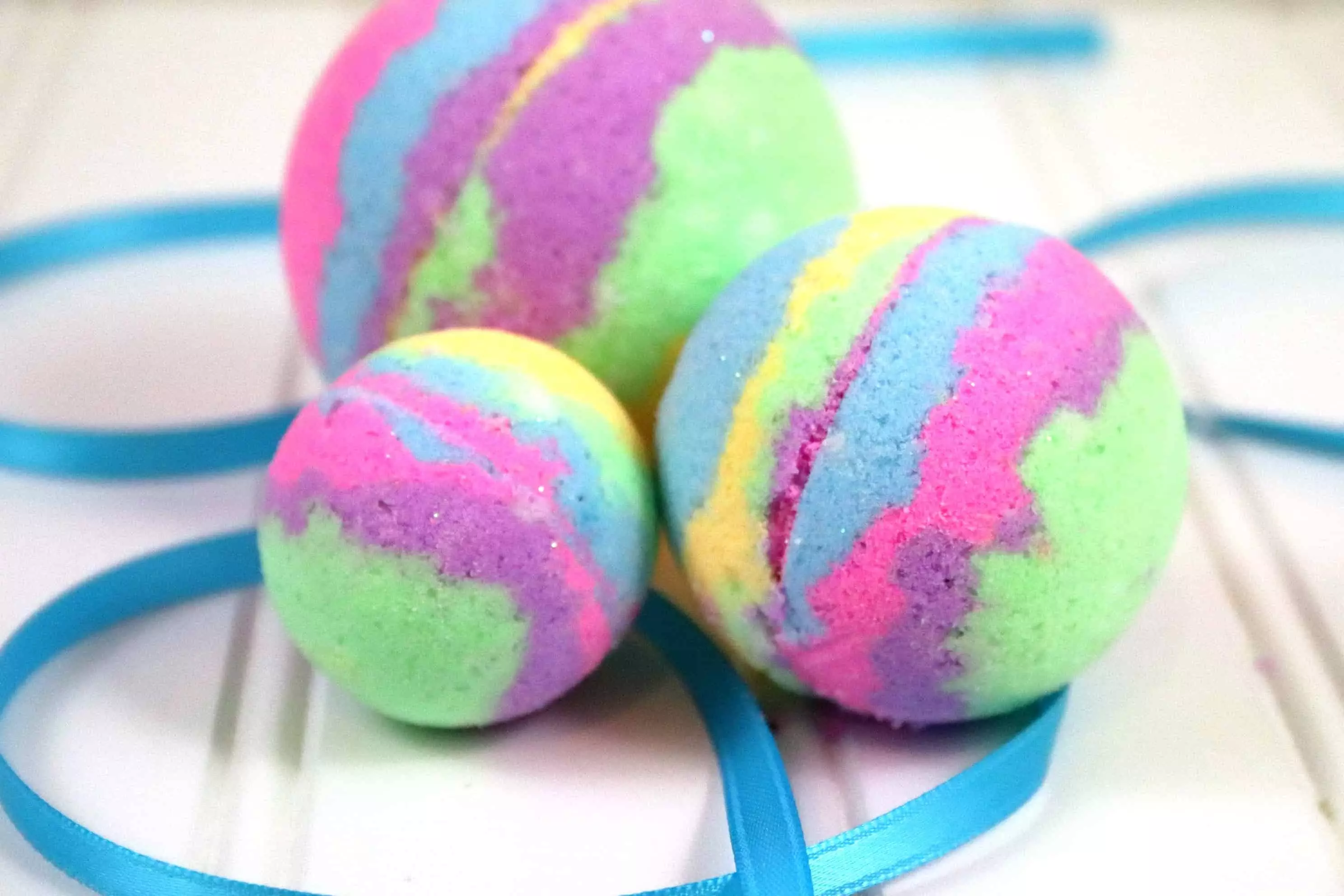 easy colors bath bombs