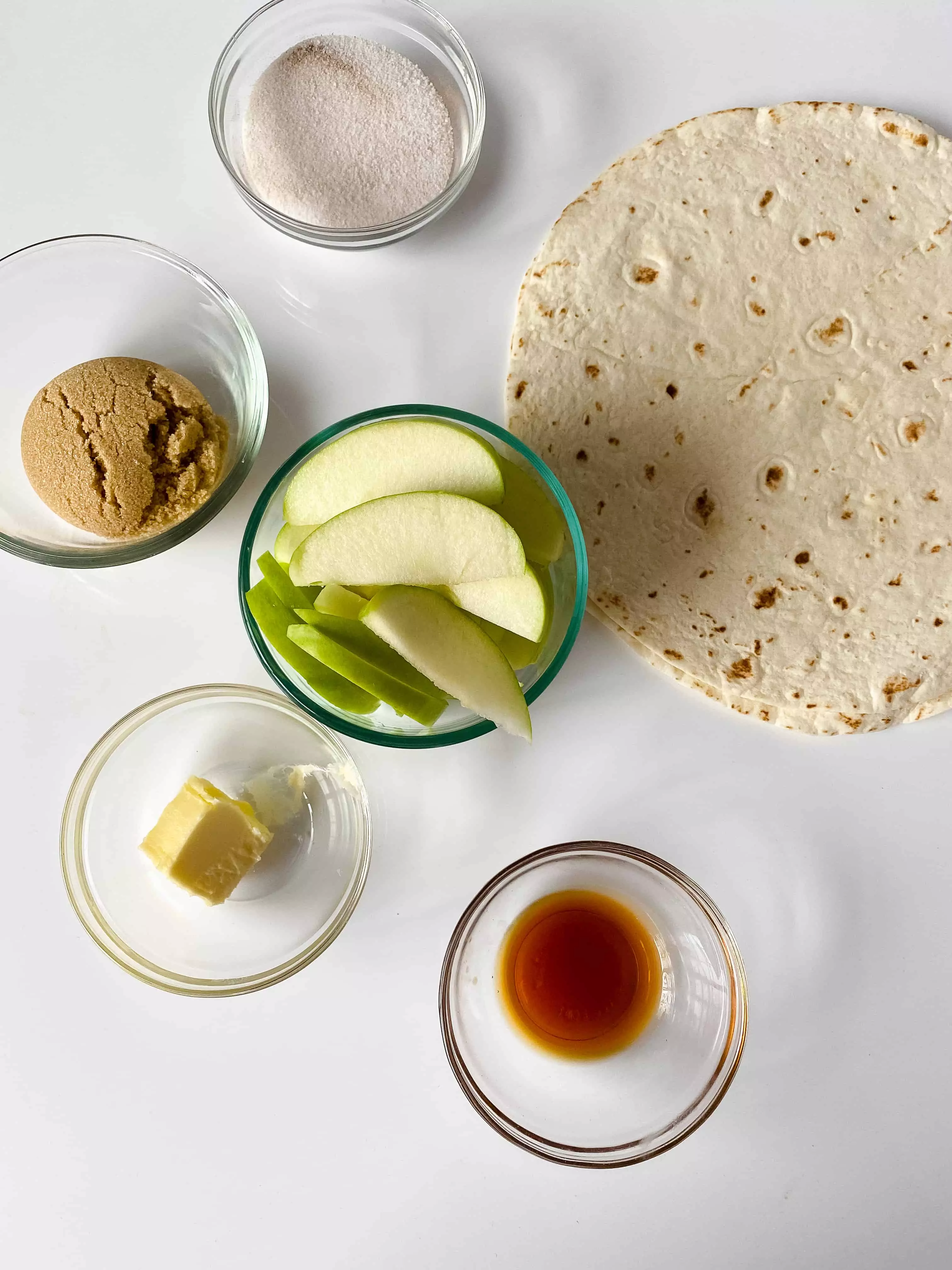 TikTok viral tortilla wrap ingredients for caramel apple version