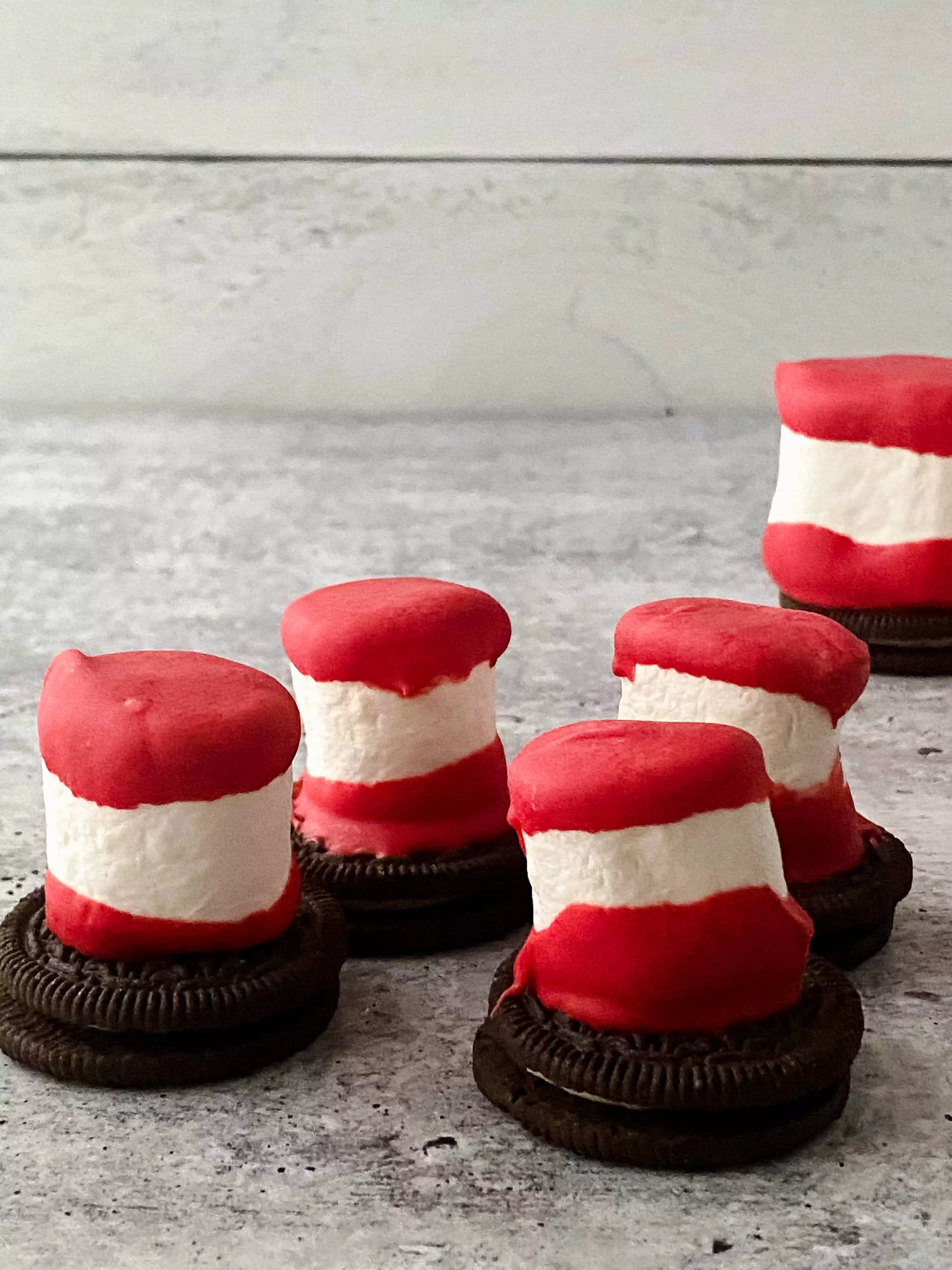 marshmallow Cat in the Hat snacks