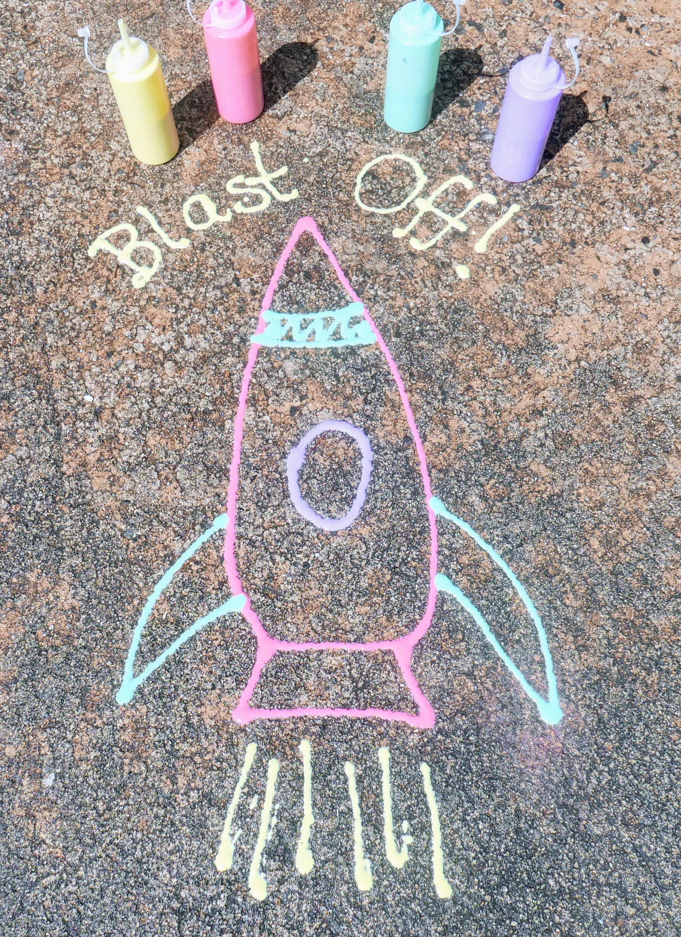rocket drawing with outdoor puffy paint