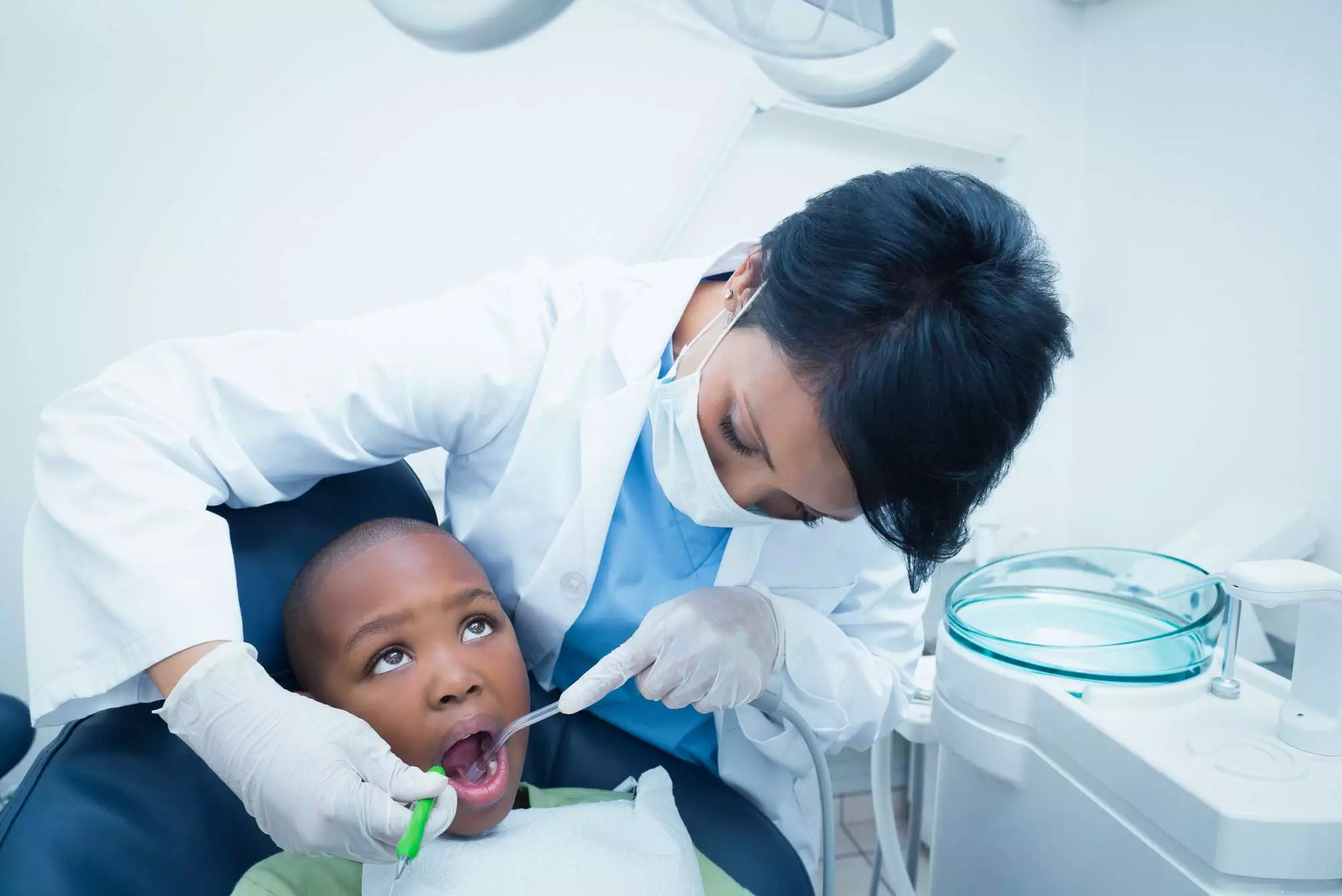 dentist checking child