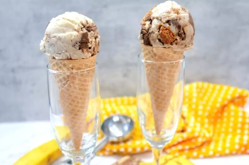 two cones of banana and Nutella ice cream