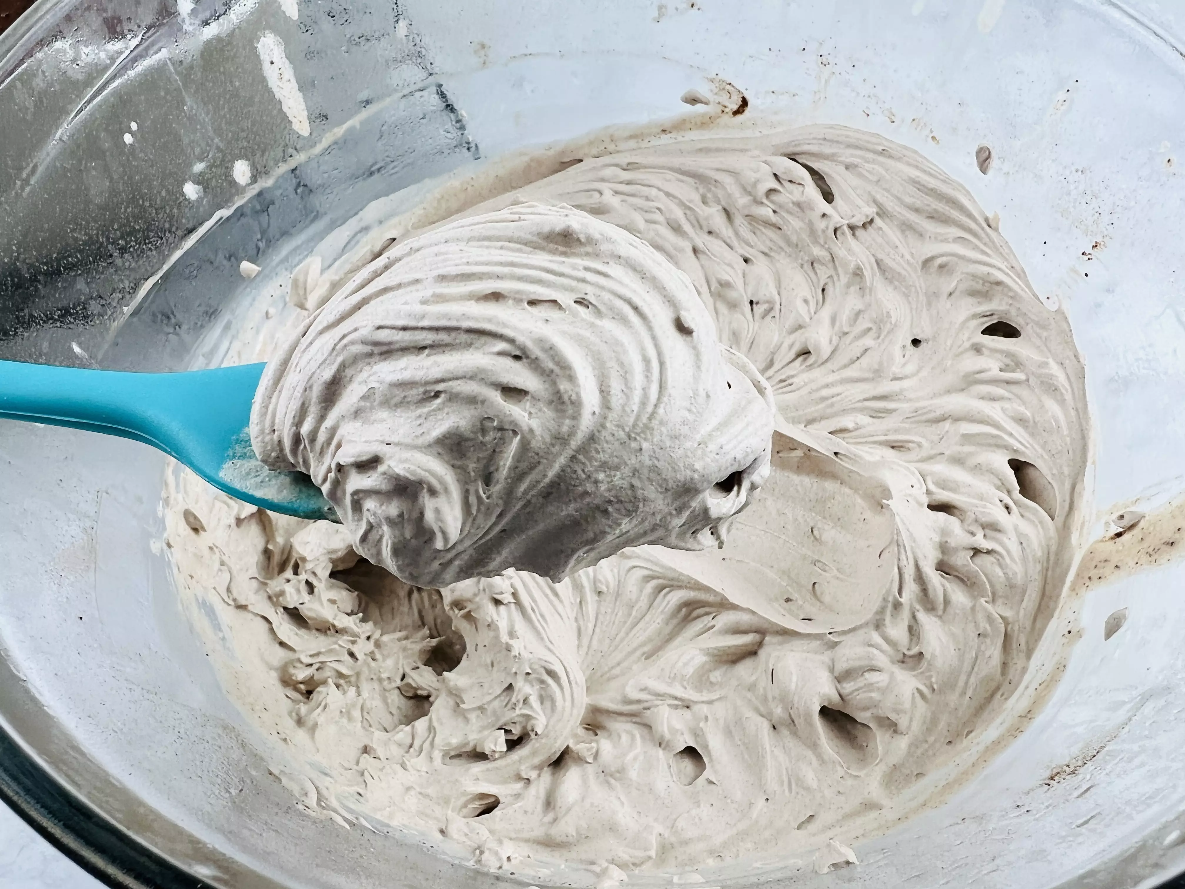 chocolate whipped cream process2