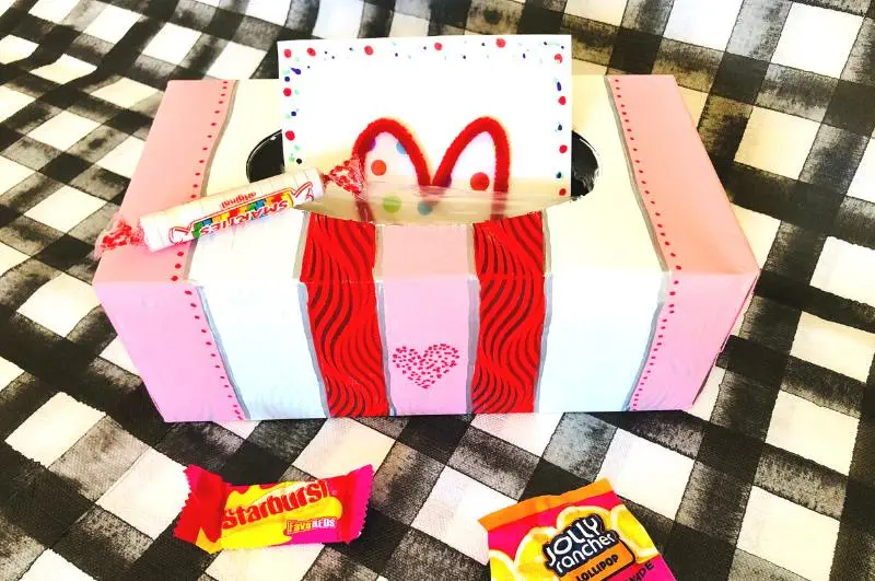 Valentine card box
