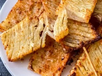 garlic parm crispy accordion potatoes